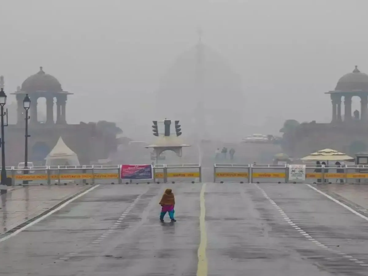 Delhi Weather: Rain and Temperature Drops Expected