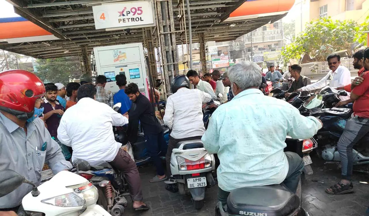Petrol Shortage in Hyderabad: Panic Buying Causes Long Queues