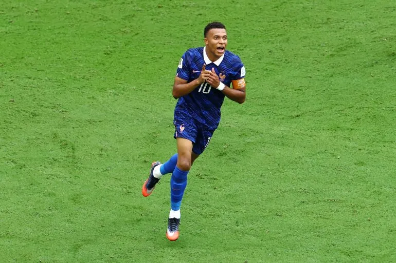 Soccer Football - FIFA World Cup 2026 - Bronze Final - France v England - Miami Stadium, Miami Gardens, Florida, U.S. - July 18, 2026 France's Kylian Mbappe celebrates scoring their third goal REUTERS/Marco Bello